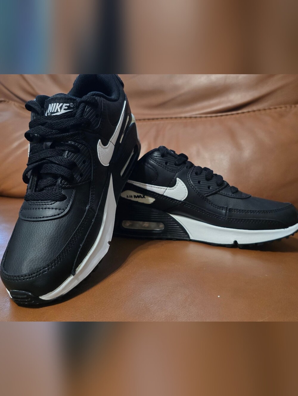 New Nike Air Max 90 Black and White size 5.5 youth 7 womens
